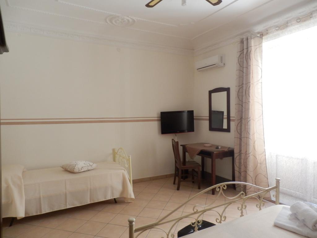 Attarin B&B Palermo Habitación foto