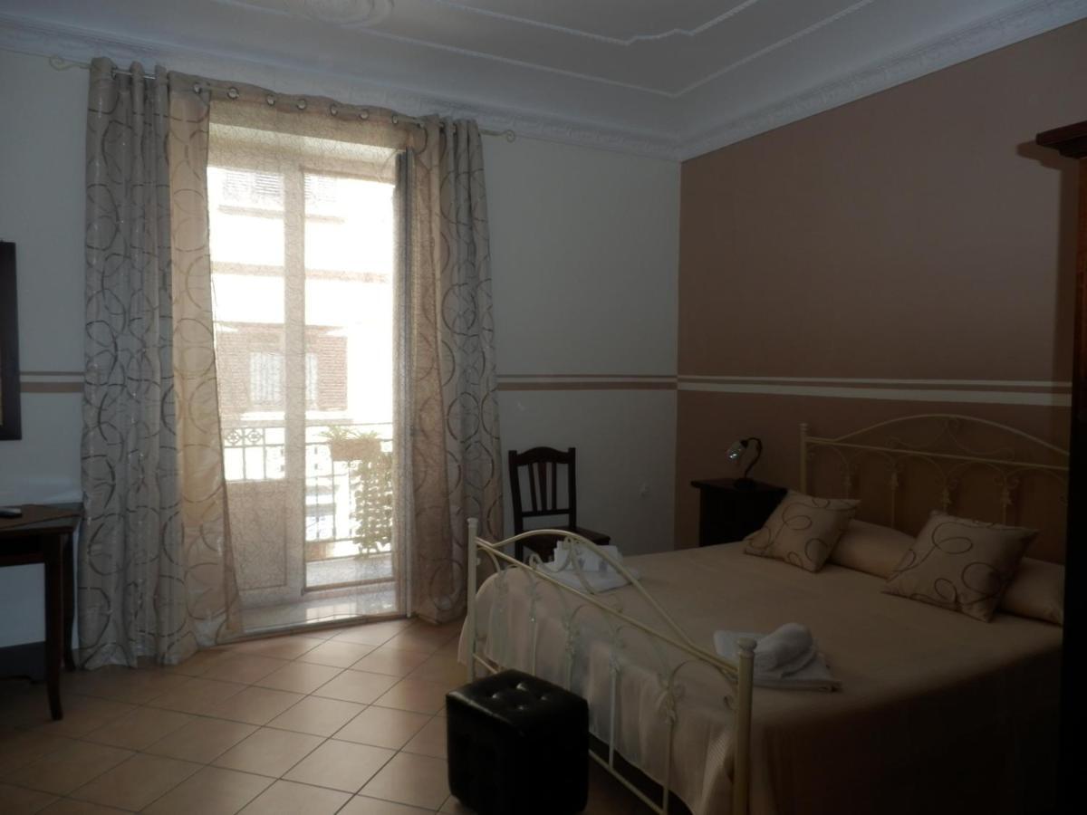 Attarin B&B Palermo Habitación foto